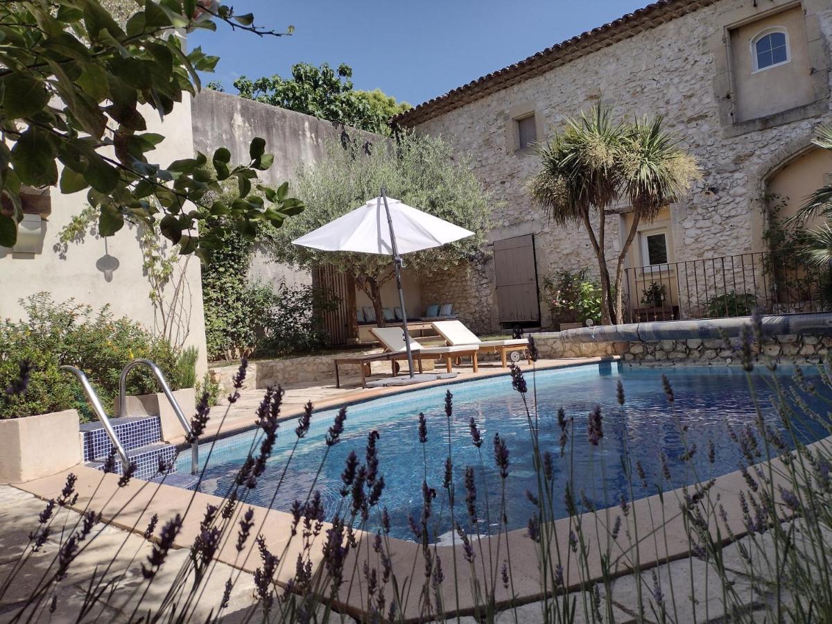 La Maison Des Autres, piscine chauffée, chambres d'hôtes proches Uzès, Nîmes, Pont du Gard Saint-Genies-de-Malgoires Extérieur photo